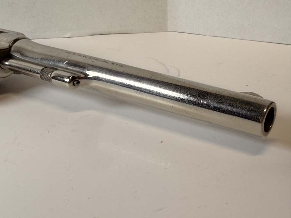 Vintage S&W Pre-Model 10 (.38 M&P)–1956 5-Screw Pinned Nickel–Bright Bore-img-30