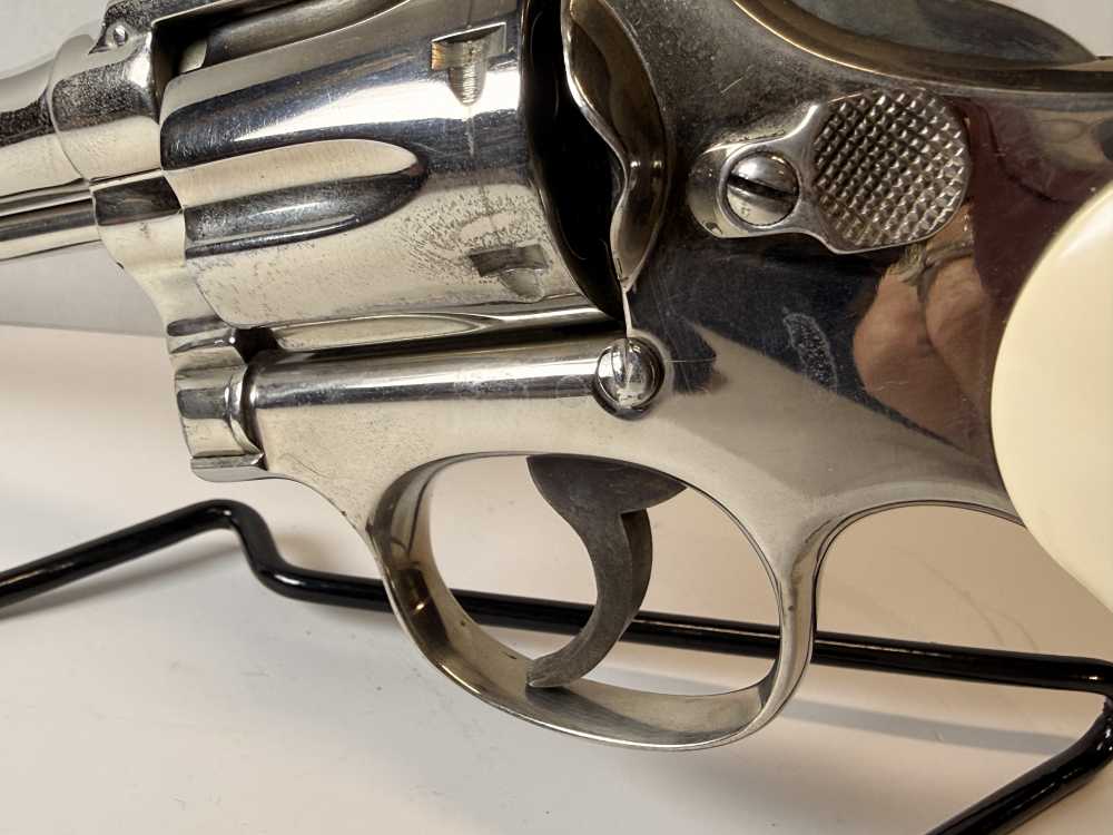Vintage S&W Pre-Model 10 (.38 M&P)–1956 5-Screw Pinned Nickel–Bright Bore-img-12