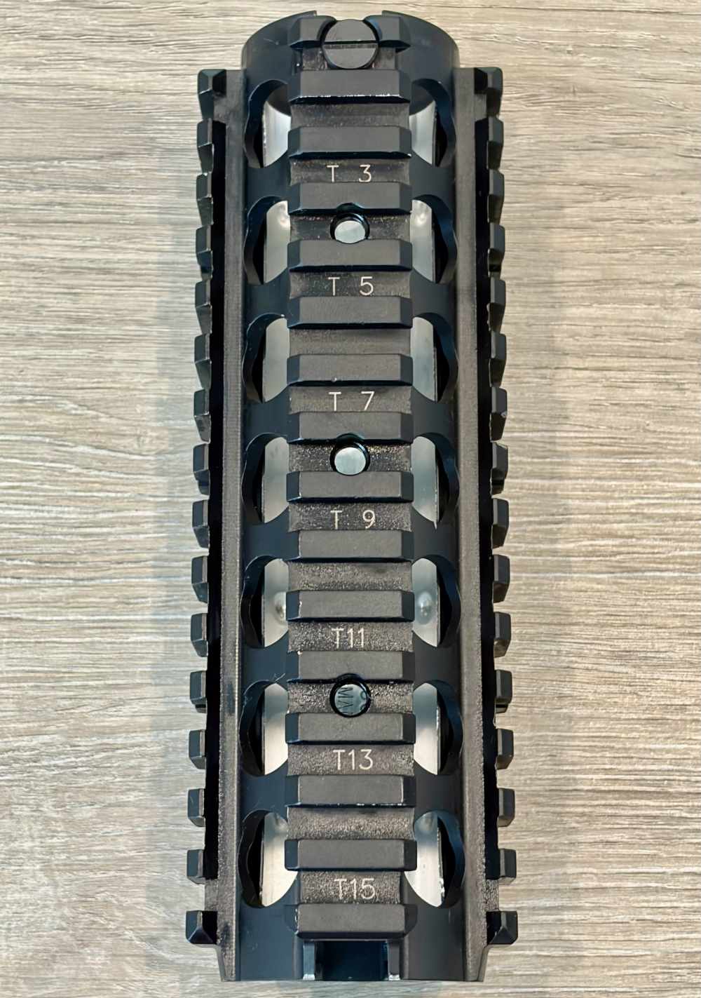 Knight’s Armament Company KAC AR15/M4 RIS 2-PC 1913 Quad Rail Forend-img-4