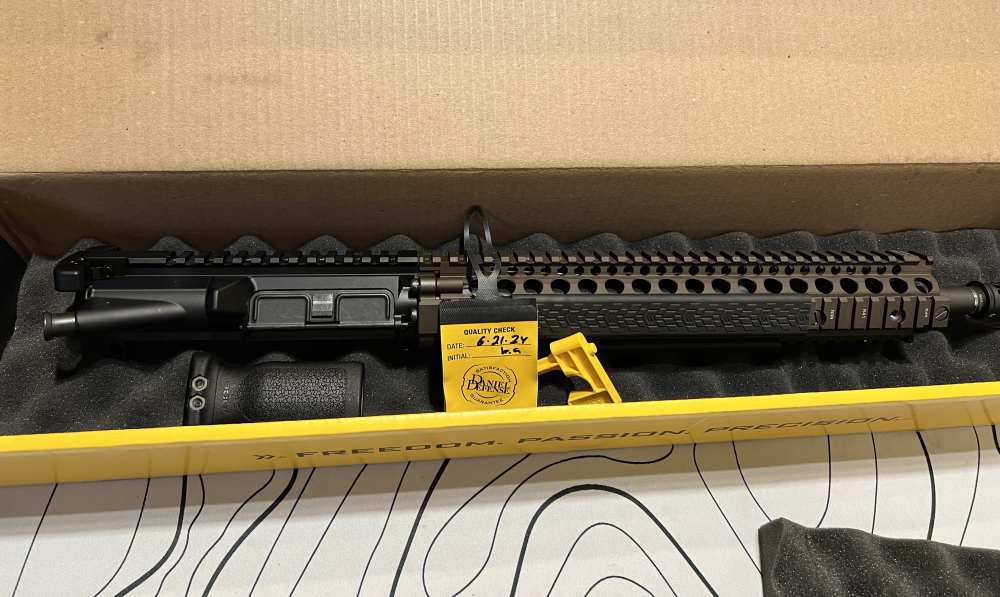 Daniel Defense M4A1 SOCOM barrel Block 2 5.56 Surefire Warcomp.-img-0