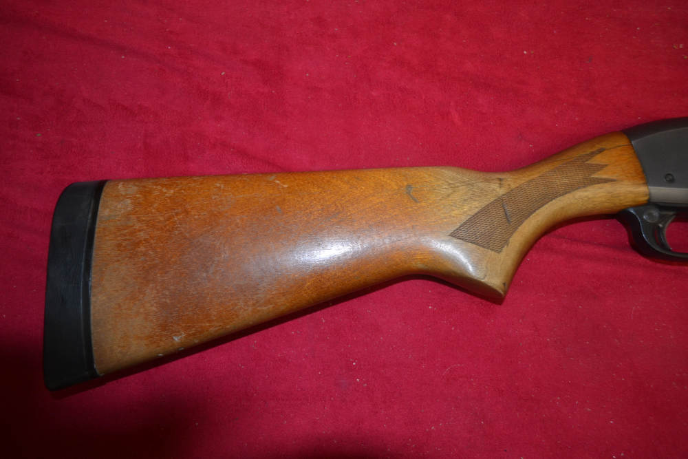 Remington 870 Express Magnum 12GA 28"Barrel, Used Poor Condition.-img-1