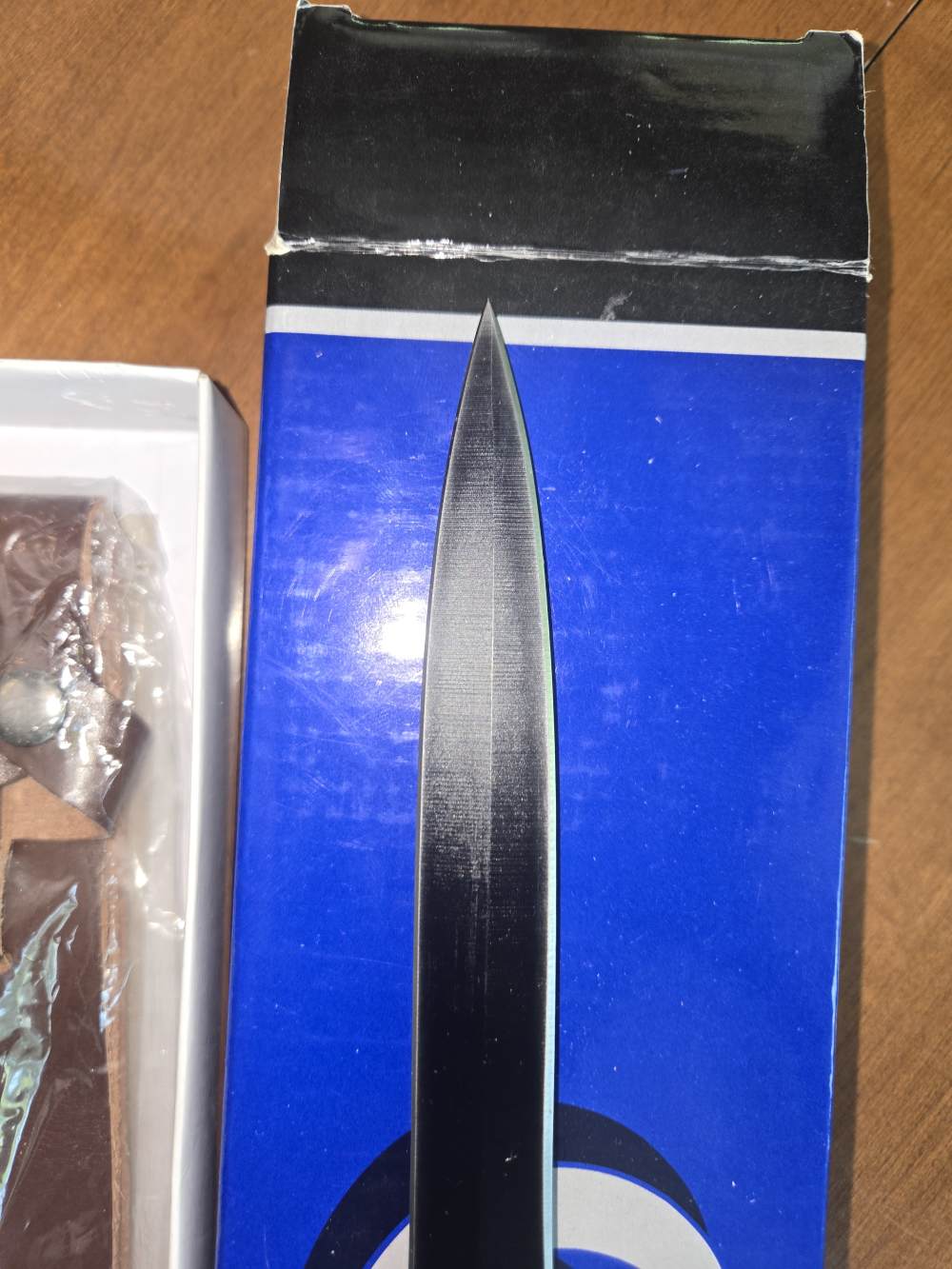 Colt ct535 dagger w/ sheath and knuckle guard new in box skull crusher v42-img-1