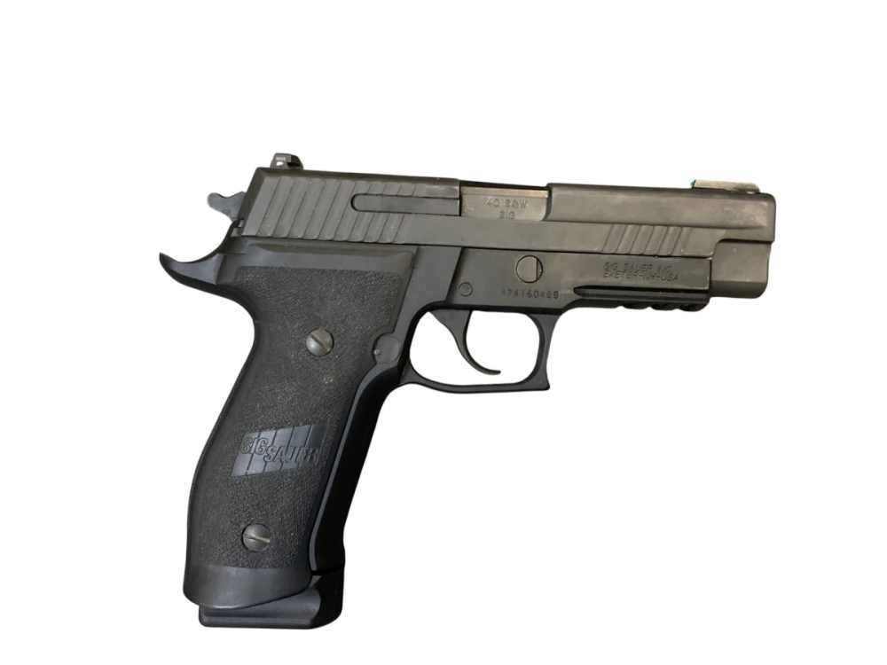 Sig Sauer P226 Tacops *good* "40 SW"-img-10