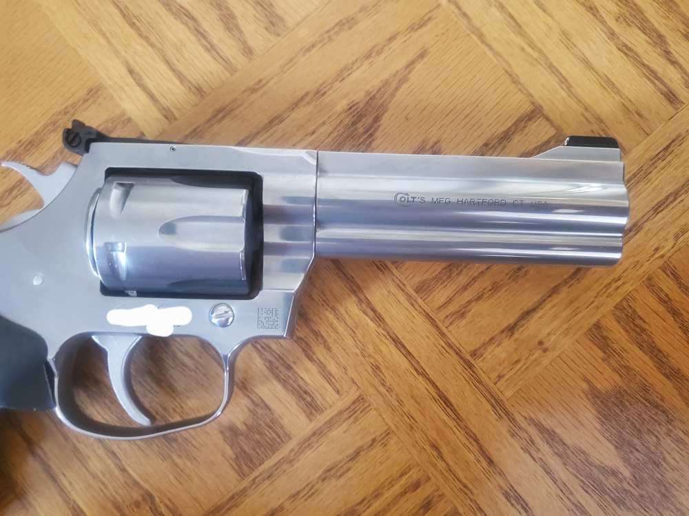 Colt King Cobra 357 Magnum Target 4.25" Barrel UPGRADED w/ Night Sight+-img-1