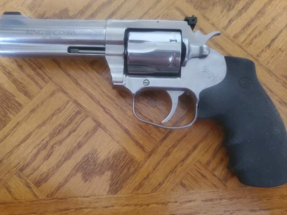 Colt King Cobra 357 Magnum Target 4.25" Barrel UPGRADED w/ Night Sight+-img-4