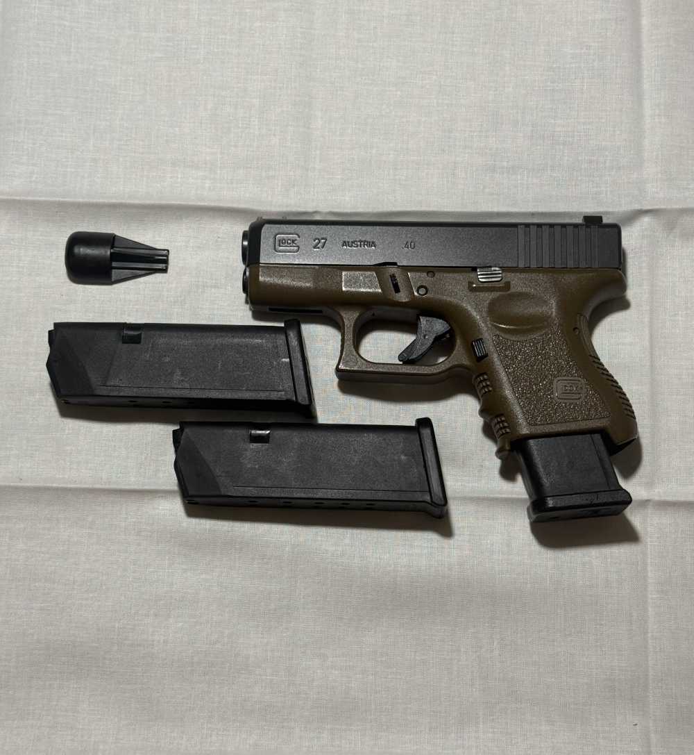 Gen 3 FDE Glock 27 .40 S&W-img-1