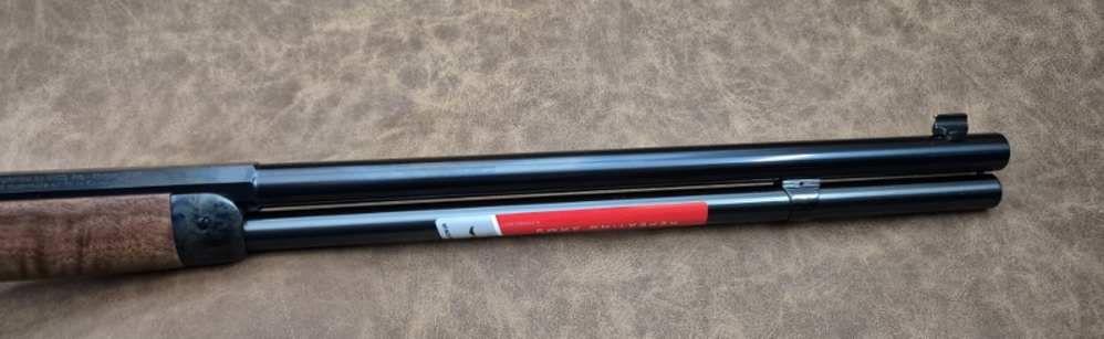 NIB WINCHESTER MODEL 73 DELUXE 44-40 24" BOX-img-13