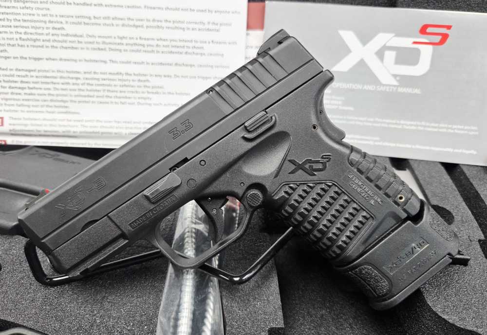 Springfield Armory XD-S 9mm 3.3" Pistol w/Box & Extras-img-1