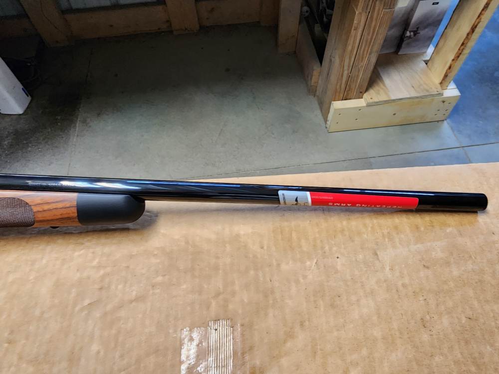 PICS! NEW WINCHESTER 70 SUPER GRADE AAA FRENCH WALNUT 243 WIN 22" M70 NIB-img-13