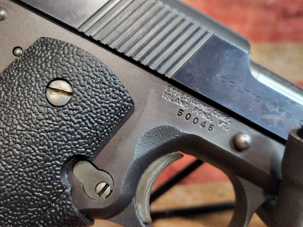 Colt 1911 22LR-img-9