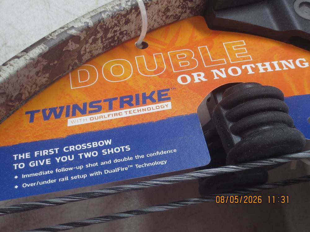 Excalibur TwinStrike TAC2 Black Crossbow w/Tact 100 Scope -img-12