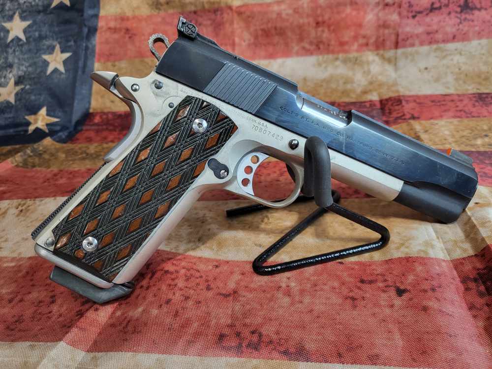 Colt 1911 22LR-img-8