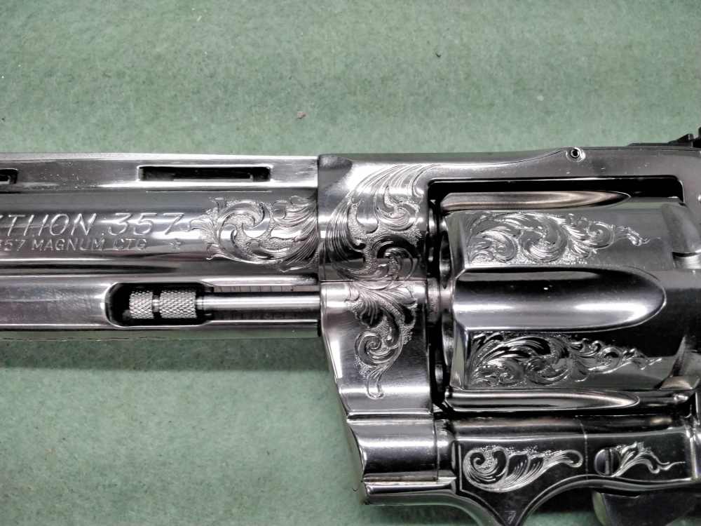 1981 Colt Python .357 Mag 6" Nickel Engraved Extra Grips K72910-img-9