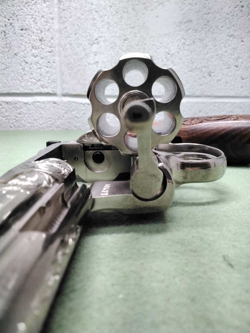 1981 Colt Python .357 Mag 6" Nickel Engraved Extra Grips K72910-img-33