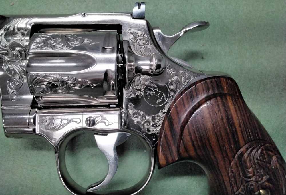 1981 Colt Python .357 Mag 6" Nickel Engraved Extra Grips K72910-img-6