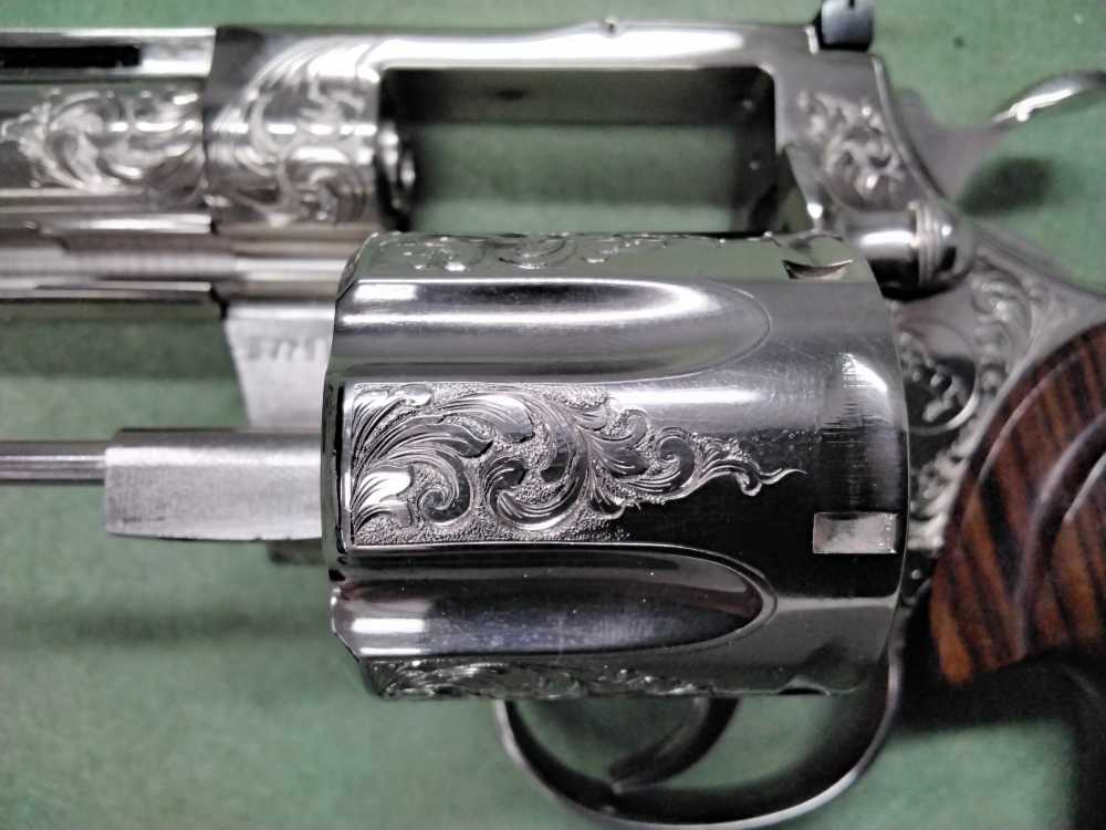 1981 Colt Python .357 Mag 6" Nickel Engraved Extra Grips K72910-img-25