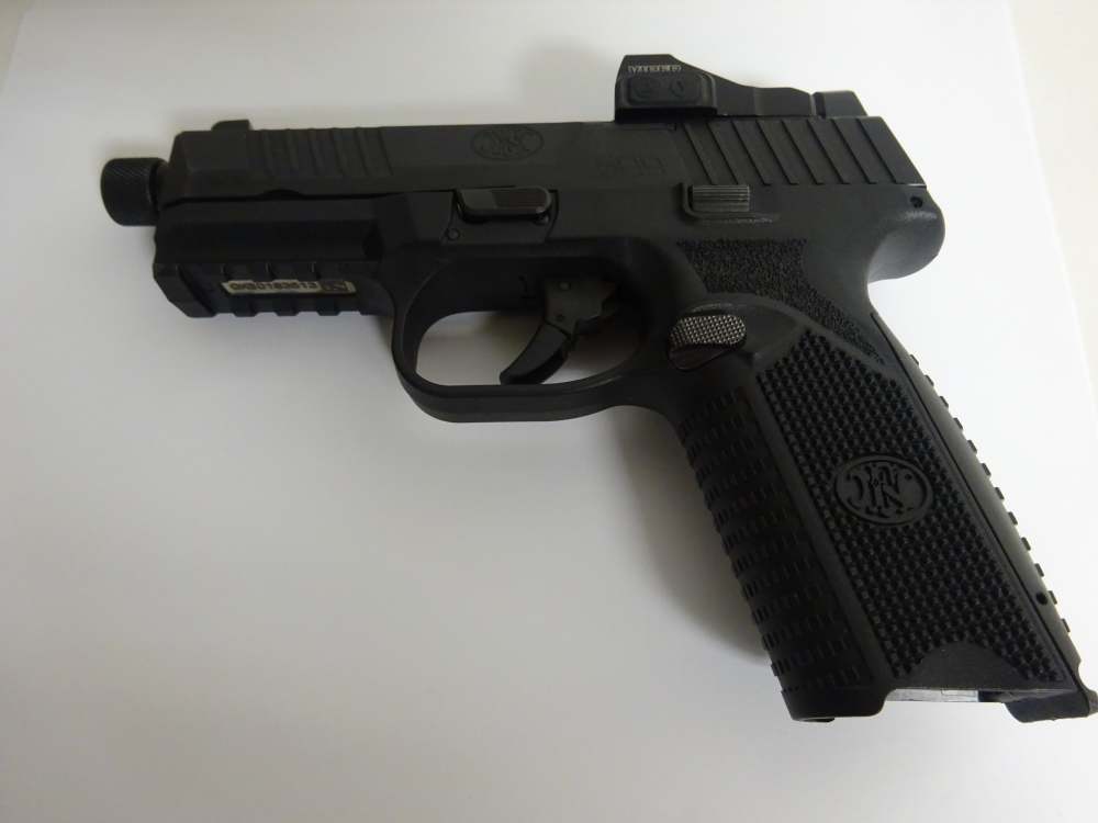 FN 509 Tactical 9mm Threaded Barrel W/Red Dot, Case   AWESOME!-img-11