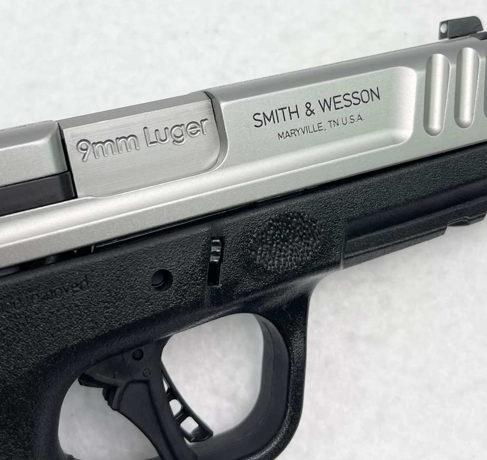 Smith & Wesson SD9 2.0 9mm semi auto pistol -img-4