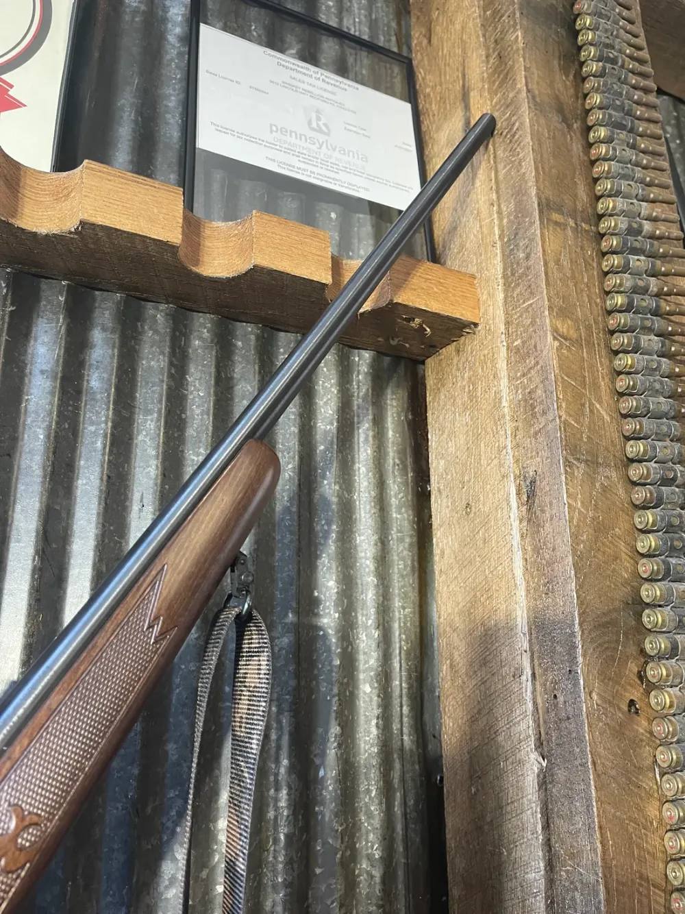 Savage Model 111 Bolt-Action Rifle-7mm Magnum-Kasandra 3-9x40 Scope -img-7
