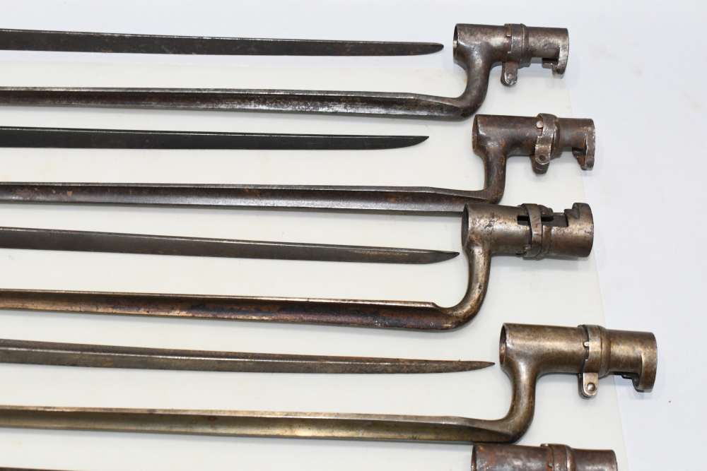 13 Unknown Antique Well Worn Socket Bayonets Mostly Unmarked READ-img-7
