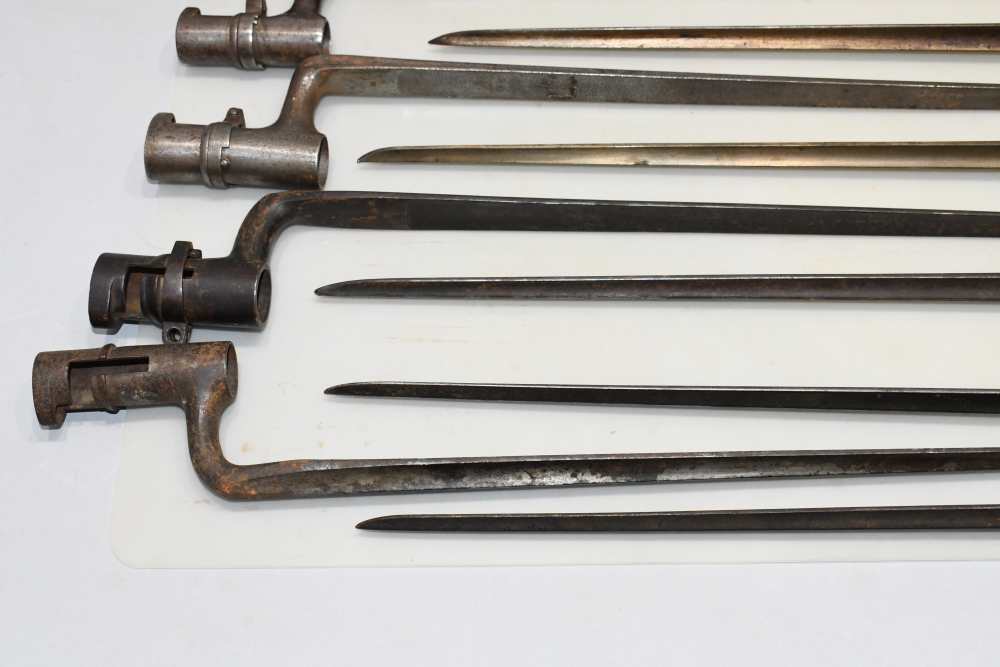 13 Unknown Antique Well Worn Socket Bayonets Mostly Unmarked READ-img-8