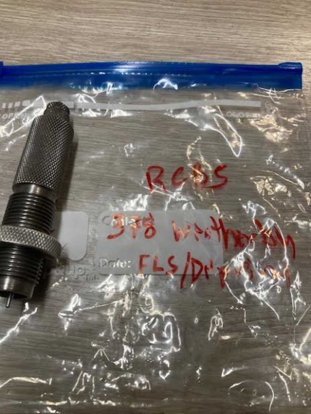 RCBS 378 Weatherby FLS /deprime die good used condition-img-0