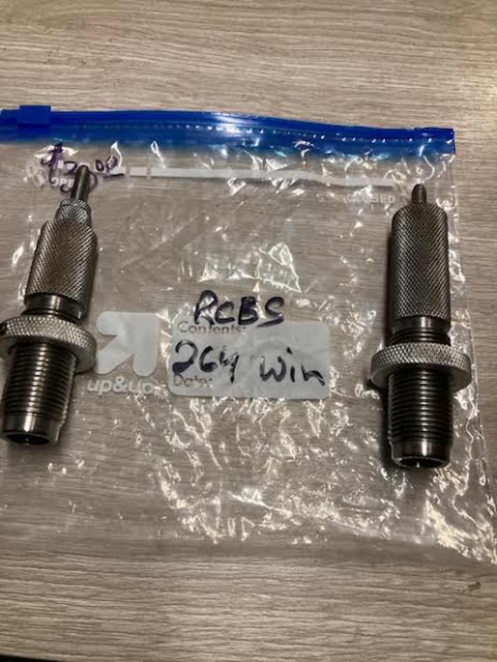 RCBS 264 Win 2 die set ,old school good working order.-img-0