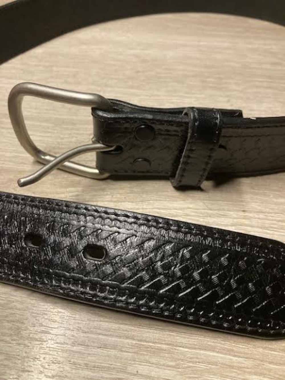 Black holster belt size 34  good condition-img-2