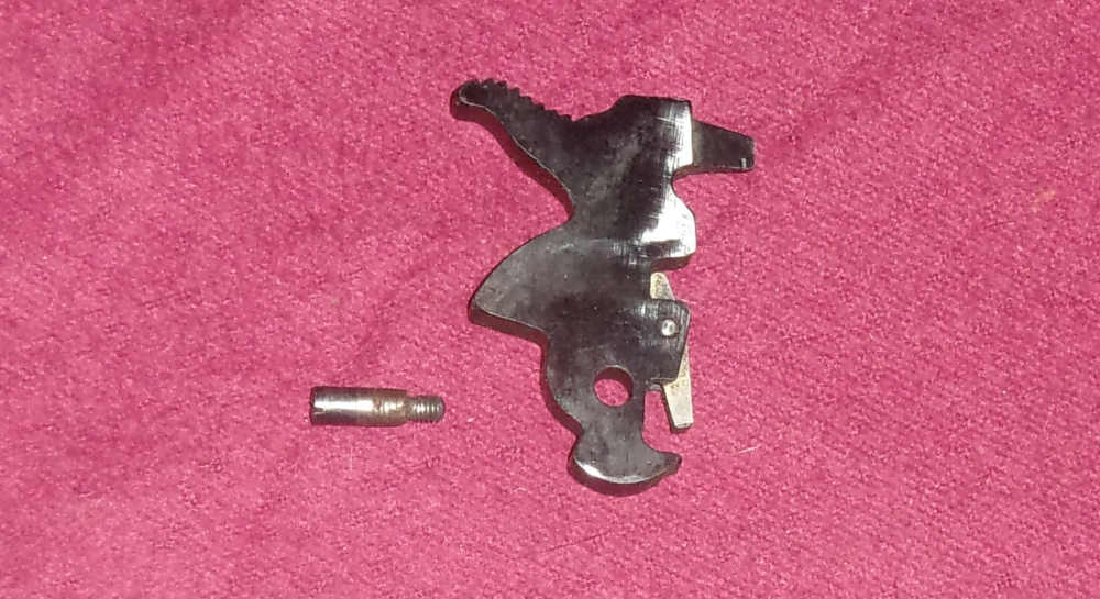 ROHM VALOR .22LR HAMMER & SHANK SCREW ASSEMBLY-img-0