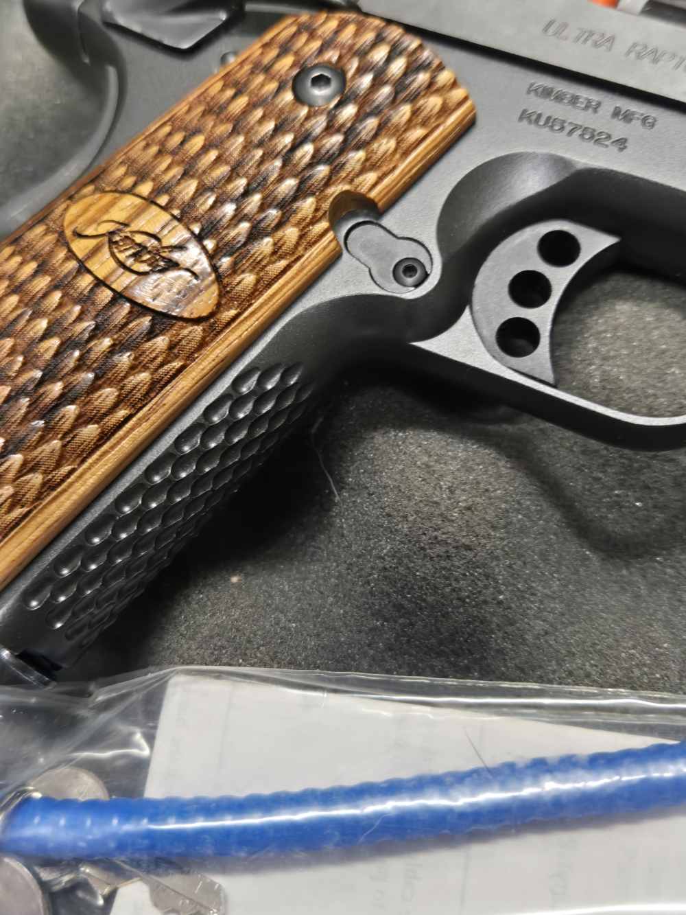 Kimber Ultra Raptor II 45 ACP Matte Blue Night sights as new condition-img-7