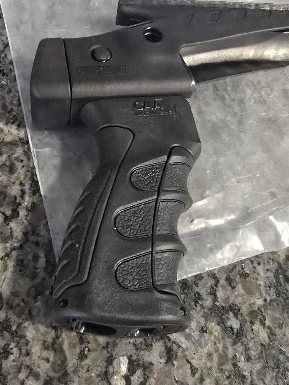 CAA Pistol Grip w/Picatinny Rail Remington 870-img-1