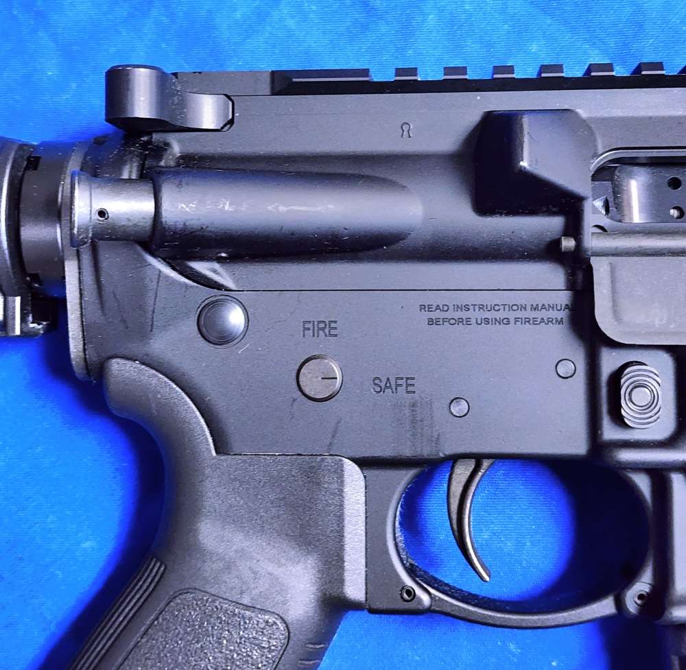 RUGER AR-556 5.56 NATO 16/1" VORTEX RED DOT INCL. - EXCELLENT-img-9