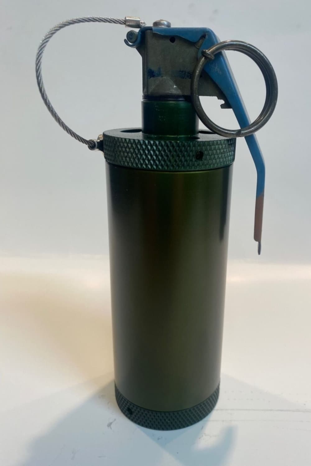 XM18 Reloadable Smoke Grenade-img-0