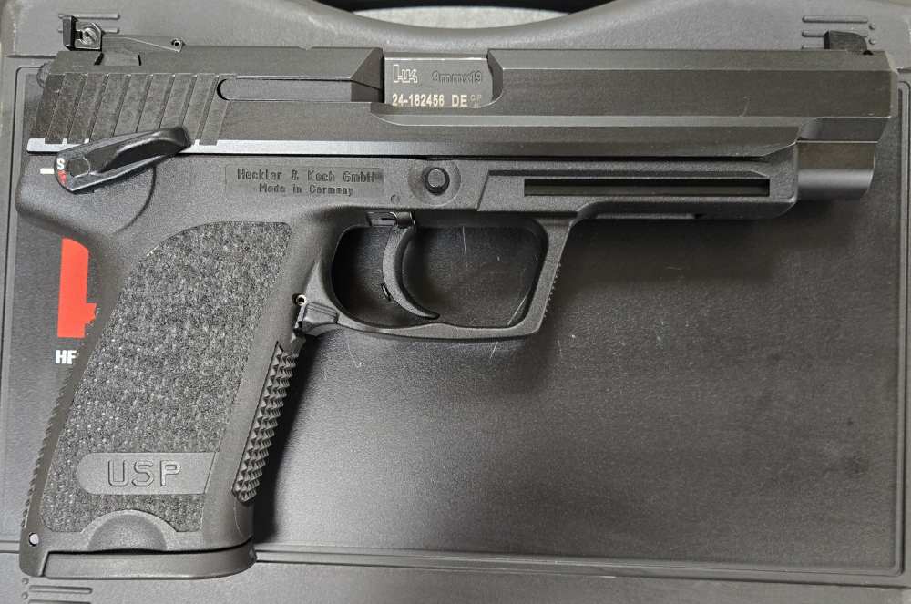 Heckler and Koch USP9 Expert 9mm 5" barrel NIB -img-1