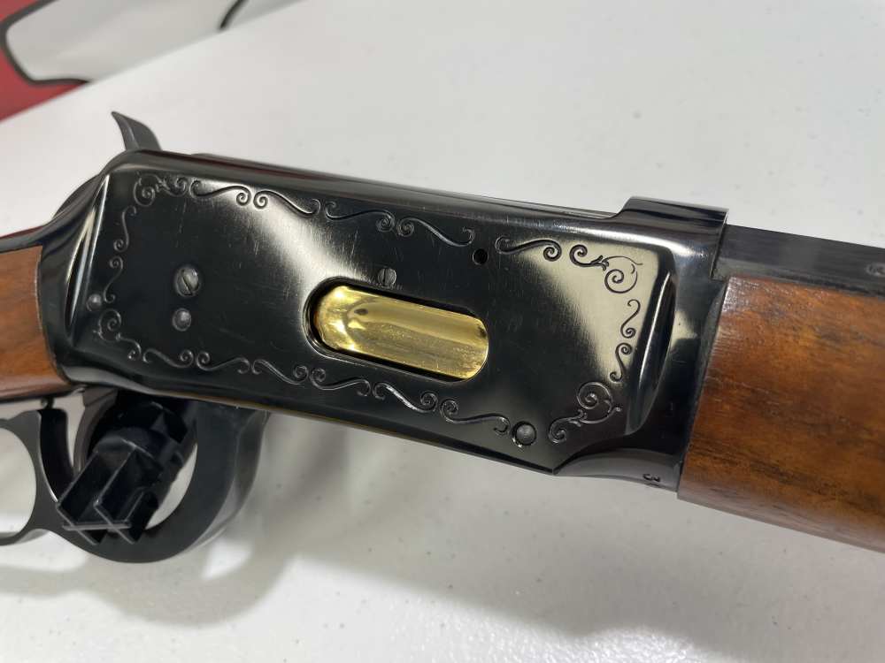 Winchester Model 94 Classic .30-30 – 26" – Mfg 1967 – Padded Leather Case-img-12