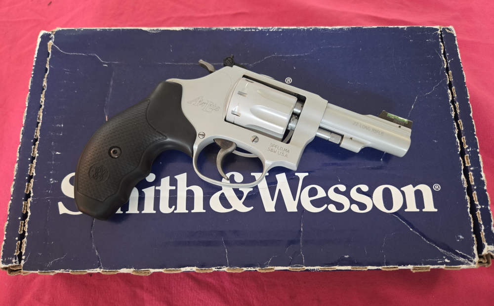 Smith & Wesson Model 317 Airlite Kit gun 3in Adj sights 8 shot .22lr-img-0