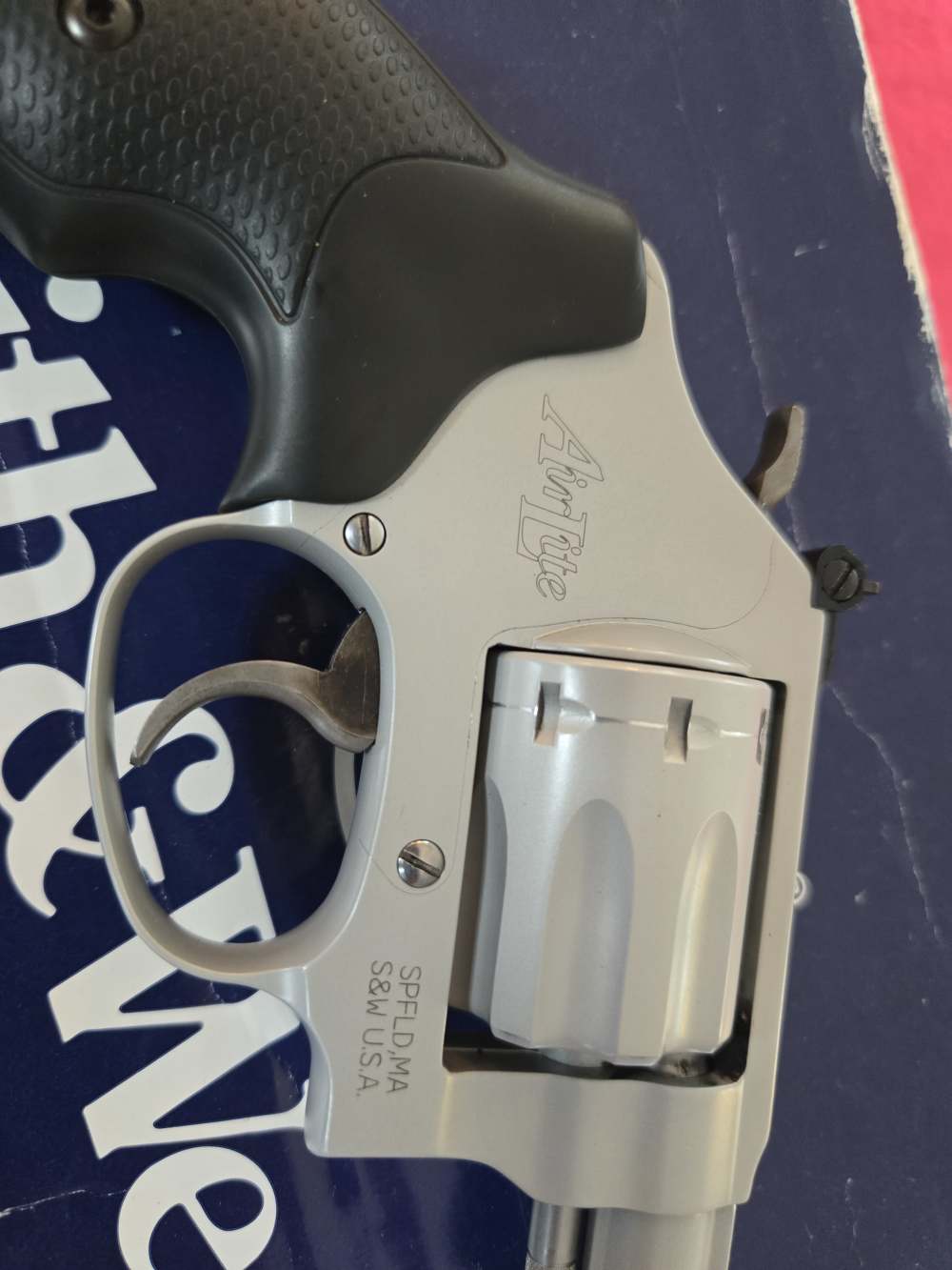 Smith & Wesson Model 317 Airlite Kit gun 3in Adj sights 8 shot .22lr-img-5