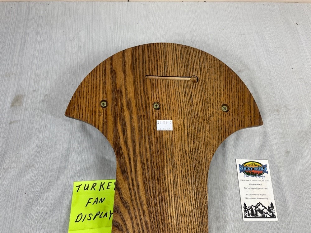 Solid Oak Wild Turkey Fan Plaque Taxidermy -img-1
