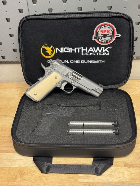 Nighthawk Custom Silver VIP Commander 9mm - Stainless Amazing-img-4