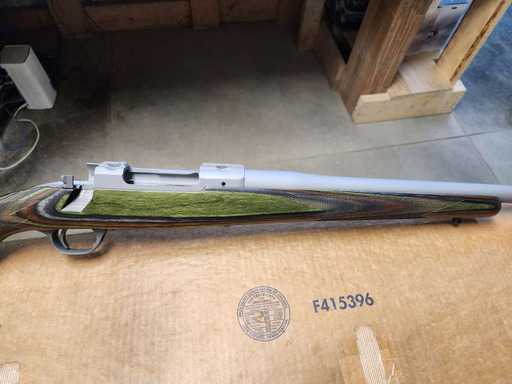 PICS! NEW RUGER HAWKEYE PREDATOR .204 RUGER 24" STAINLESS M 77 204 24 GREEN-img-8