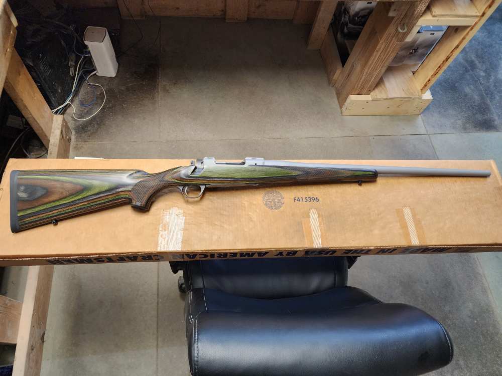 PICS! NEW RUGER HAWKEYE PREDATOR .204 RUGER 24" STAINLESS M 77 204 24 GREEN-img-3
