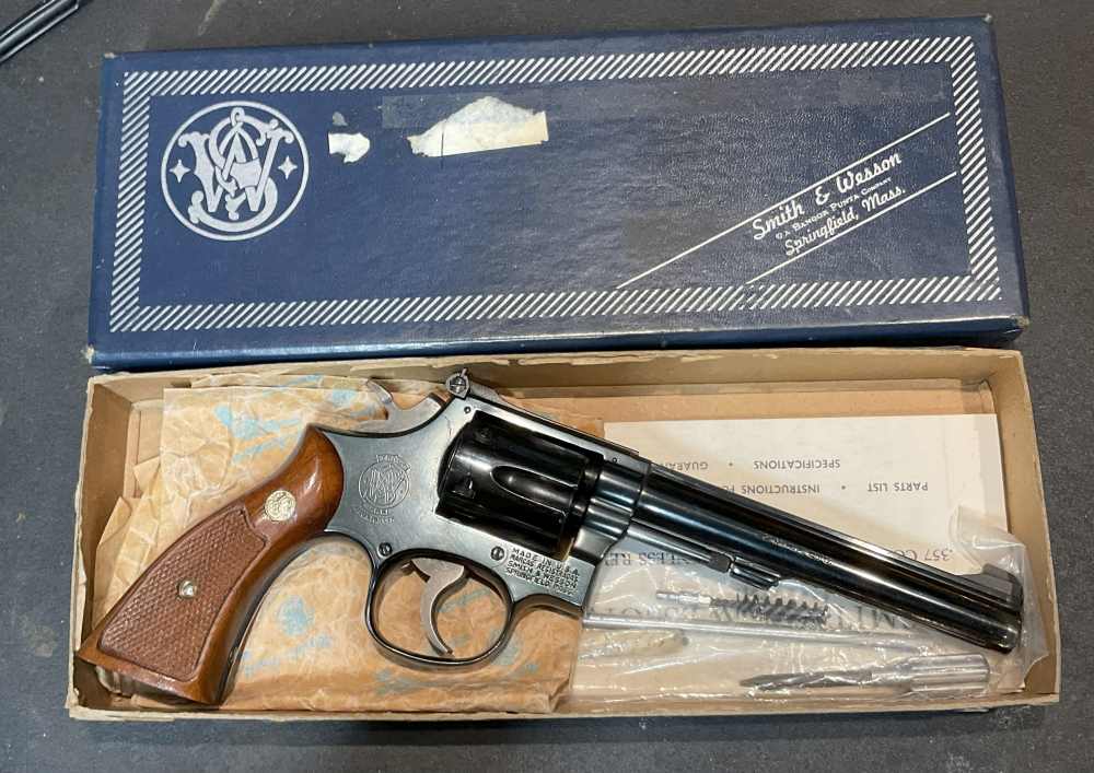 Smith & Wesson Model 48-3 22 MRF-img-0