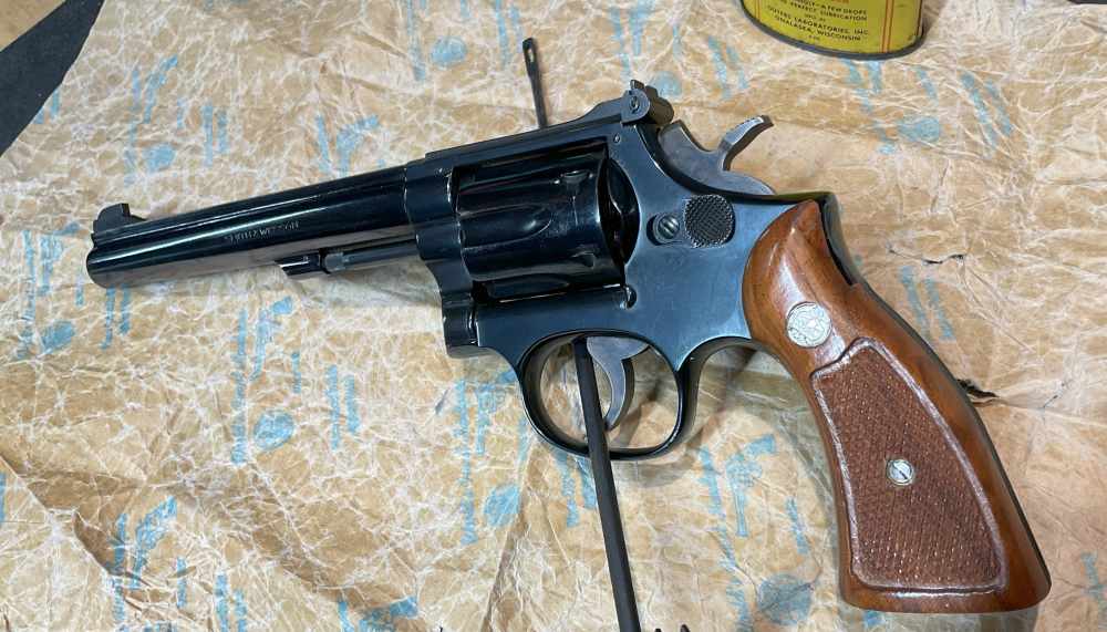 Smith & Wesson Model 48-3 22 MRF-img-2
