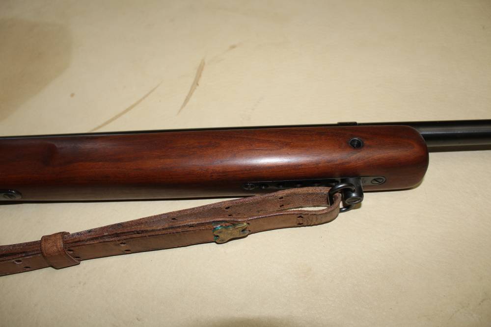 Winchester 75 22lr, Redfield sights, Excelent + condition-img-3