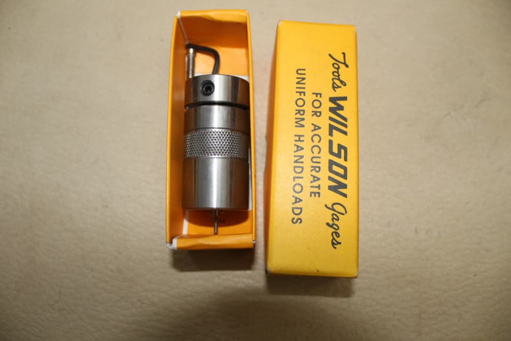 Wilson 17 Ackley Hornet neck die w/ 192 bushing, NEW-img-1