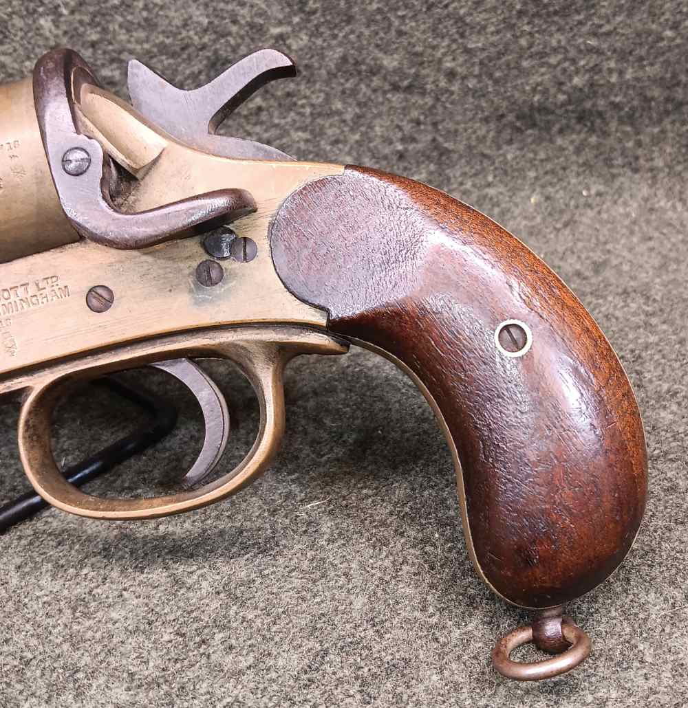 Original WWI British Webley & Scott No. 1 Mk III Signal Pistol-img-8