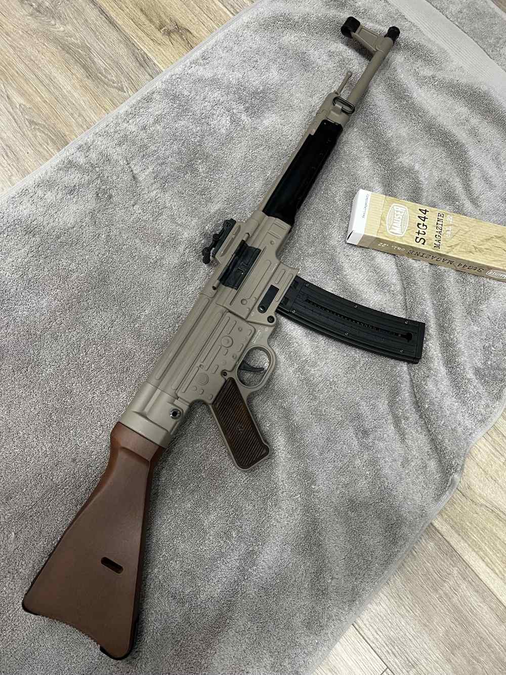 BLG Mauser STG 44     .22 LR-img-0