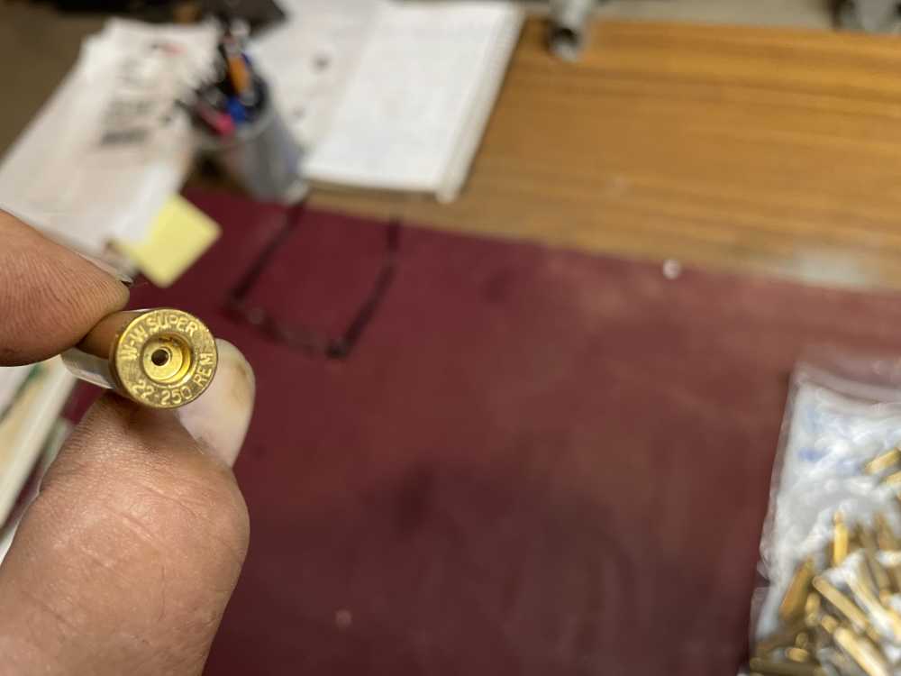 WINCHESTER 22-250 UNPRIMED-img-1