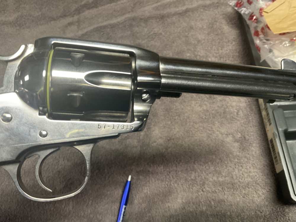 Ruger Vaquero Bisley 44 Mag 5.5" stainless  Old New stock 2000-2001-img-3