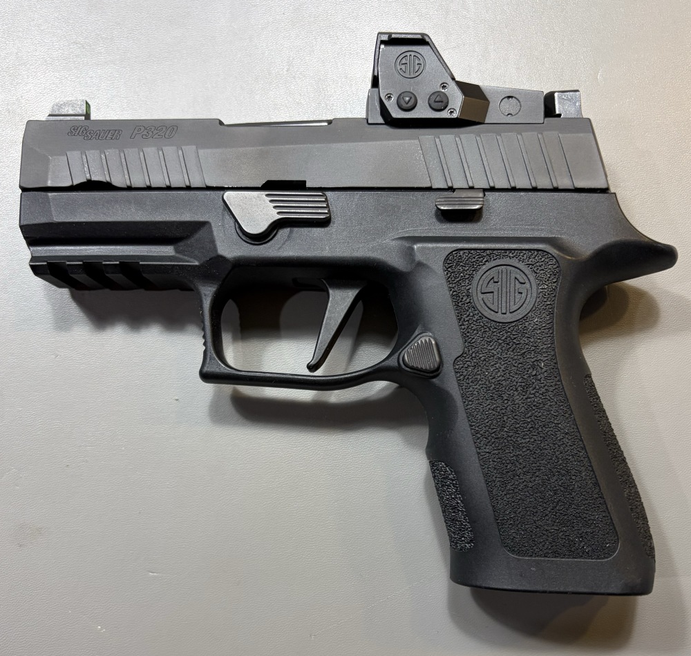 Sig P320 RXP Compact w/ ROMEO1, 5x Mags, Holsters-img-1